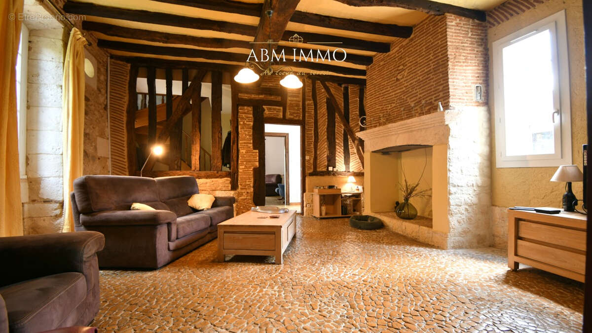 Maison à LEMBRAS