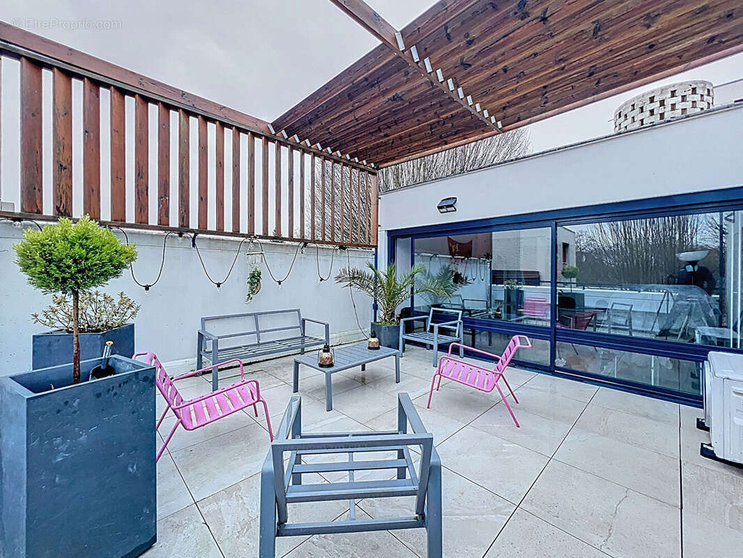 Appartement à BOUSSY-SAINT-ANTOINE