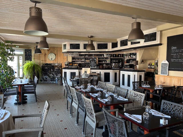 Appartement à AVRILLE