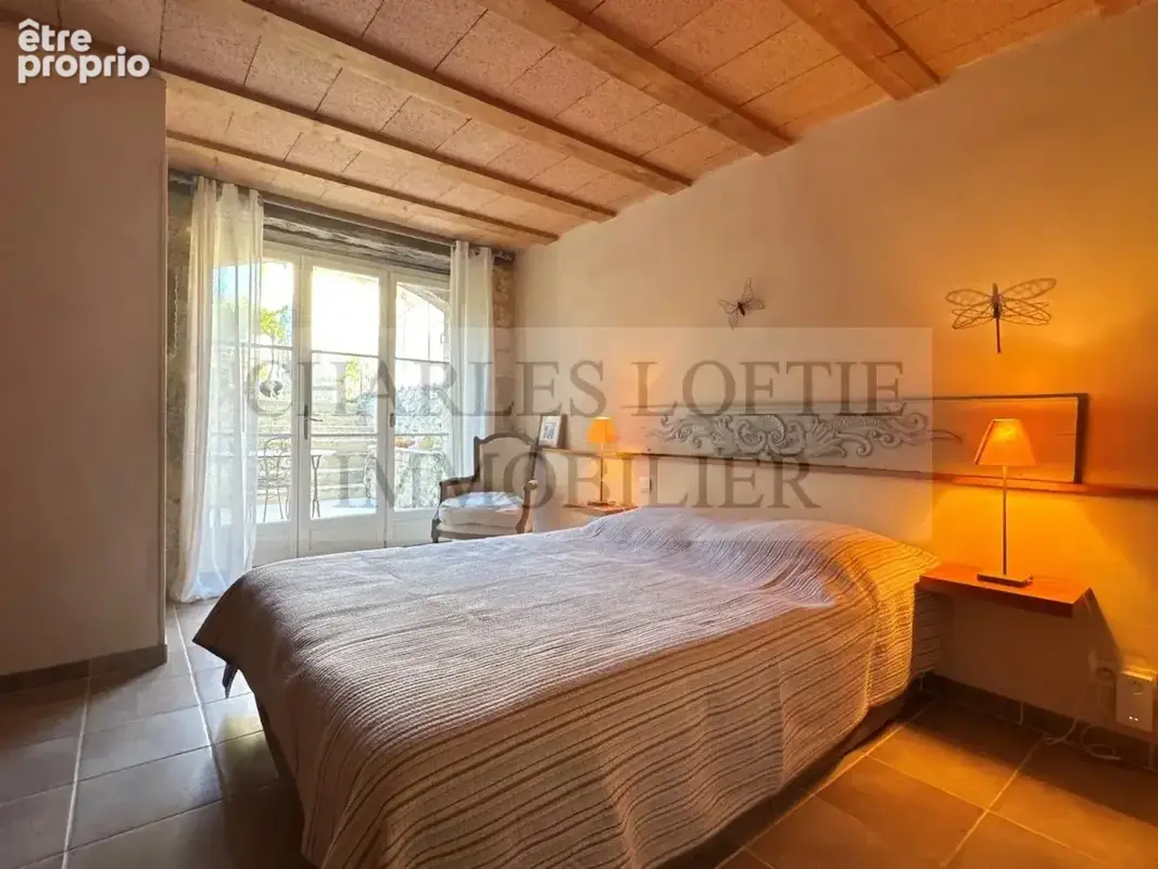 Propriété de caractère au cœur de 17 hectares de nature, avec maison principale, gîtes et piscine - photo 18