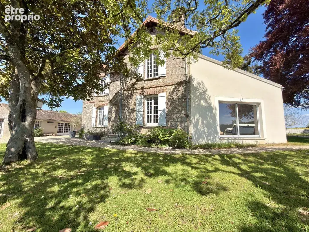Maison 8 pièces 157 m² à vendre à Cheroy (89690) - photo 17