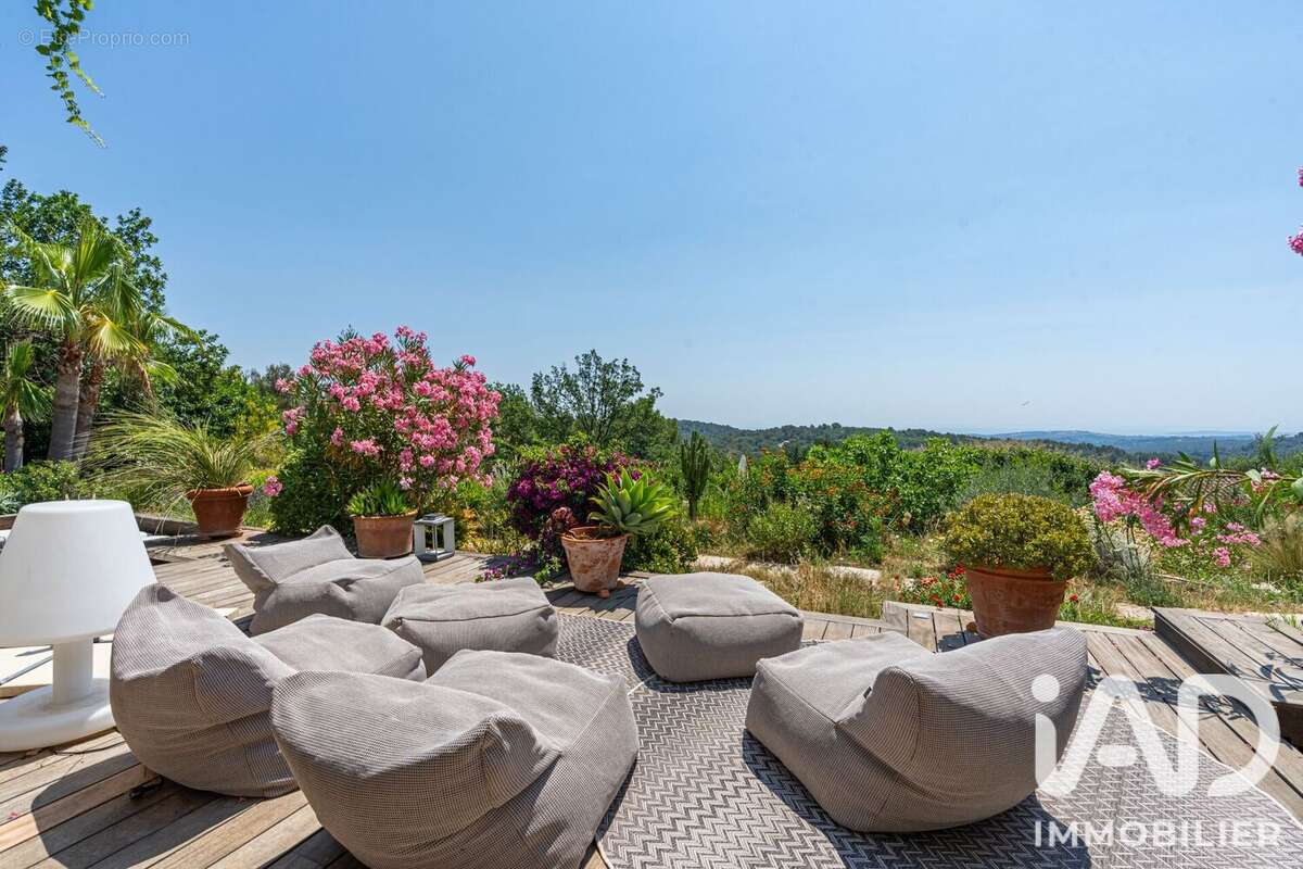 Photo 4 - Maison à TOURRETTES-SUR-LOUP