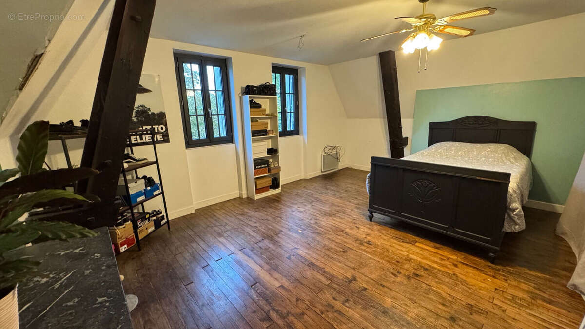 Maison à SAINT-CHRISTOPHE-EN-BAZELLE