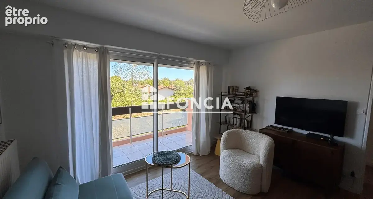 Appartement à RAMONVILLE-SAINT-AGNE