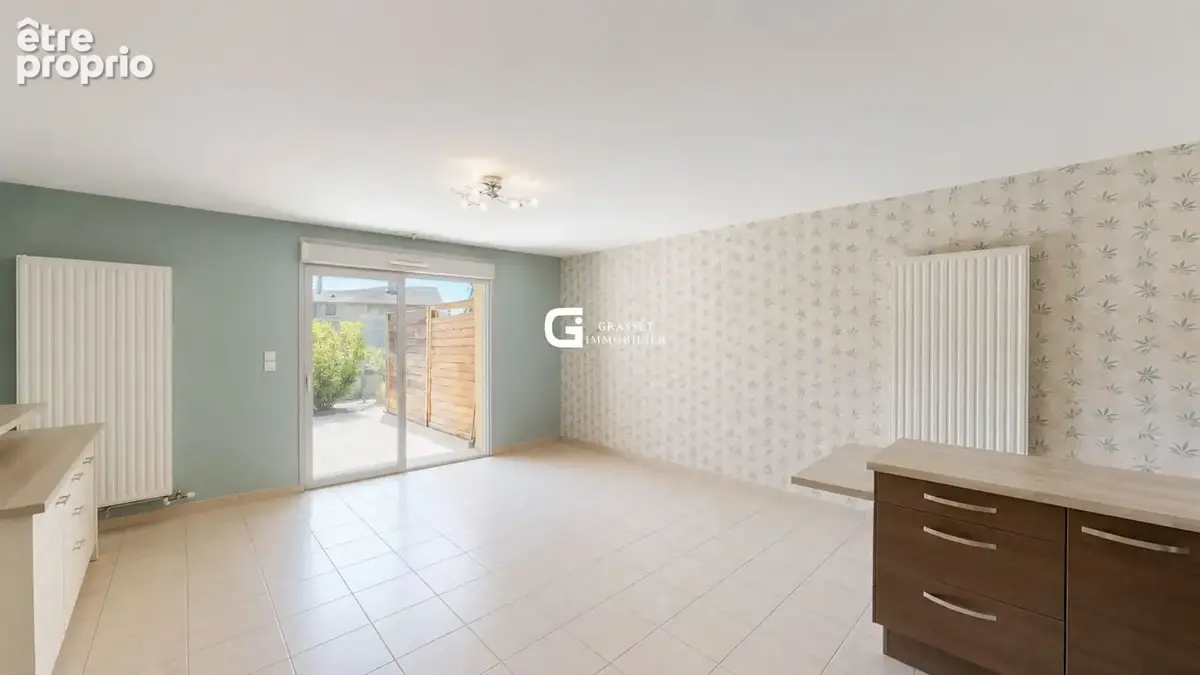 Appartement Oyonnax 3 pièces 67.3 m2 - photo 2