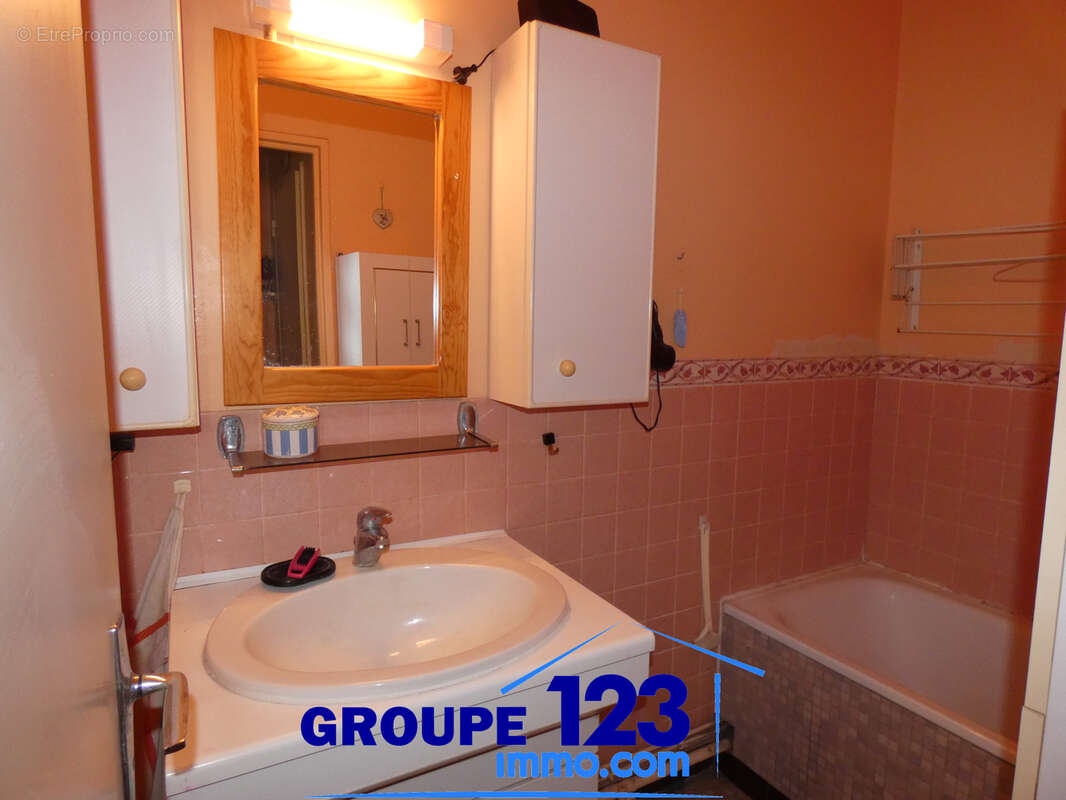 Appartement à MIGENNES