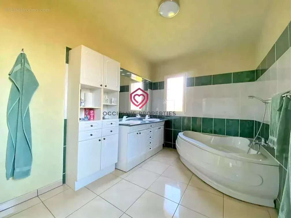 Maison à FRONTIGNAN-SAVES