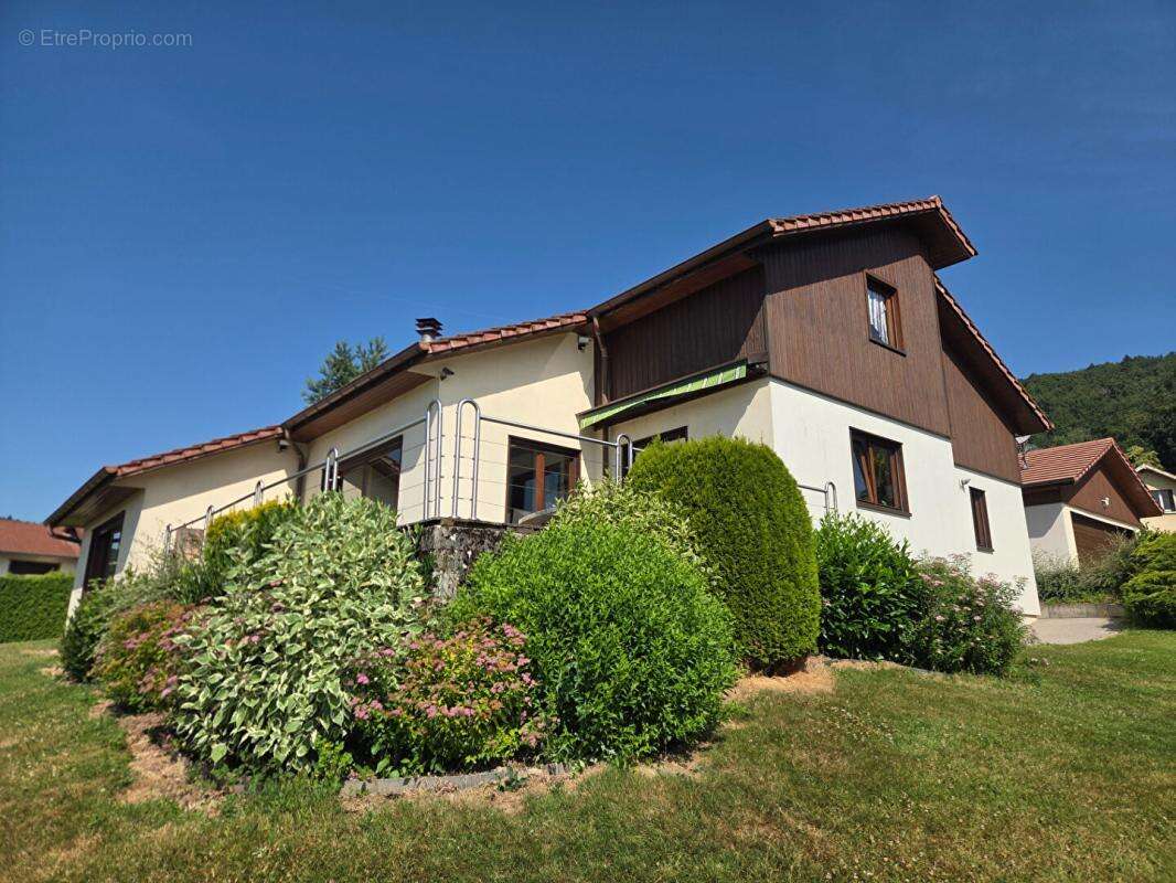 Maison à SAINT-NABORD