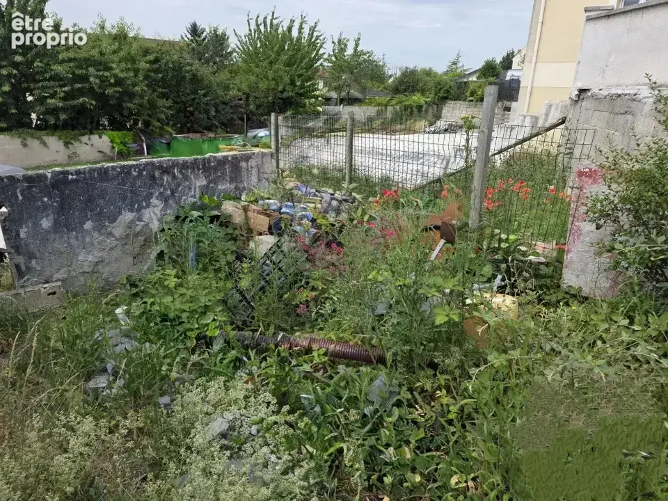 Terrain 818 m² à Pierrelaye  - photo 2