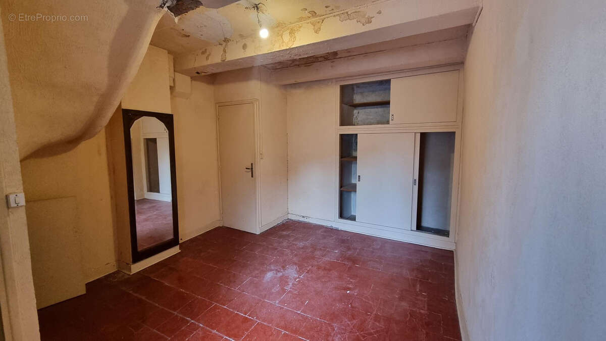 Maison à LUC-SUR-ORBIEU