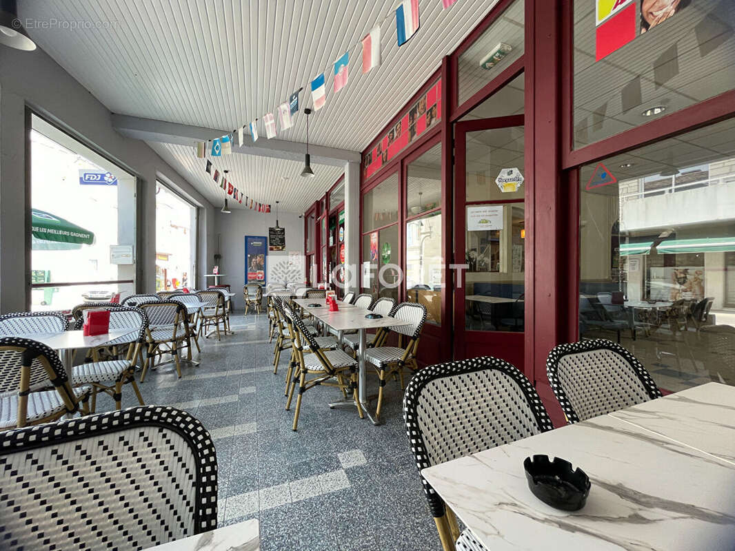 Bar pmu  fdj + logement  meschers hyper centre - photo 5