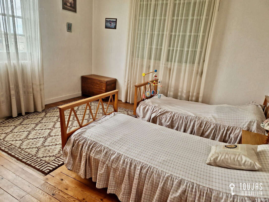 Maison 274 m² à Bordeaux  - photo 3