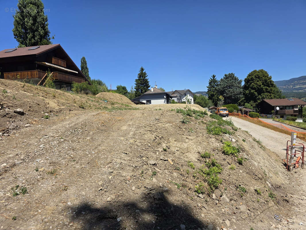 Terrain Marlioz 74270 de 630 m2 Libre constructeur - photo 2