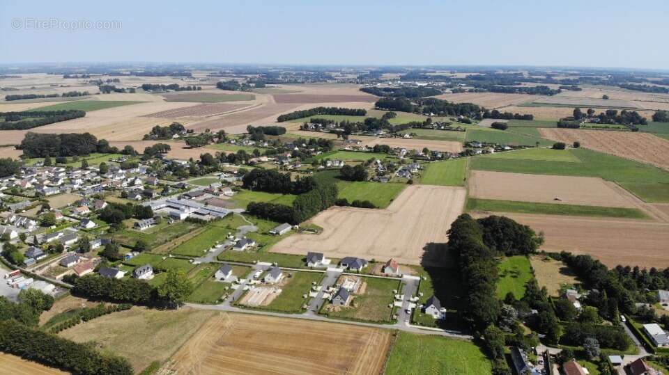 Terrain à CRIQUETOT-SUR-OUVILLE