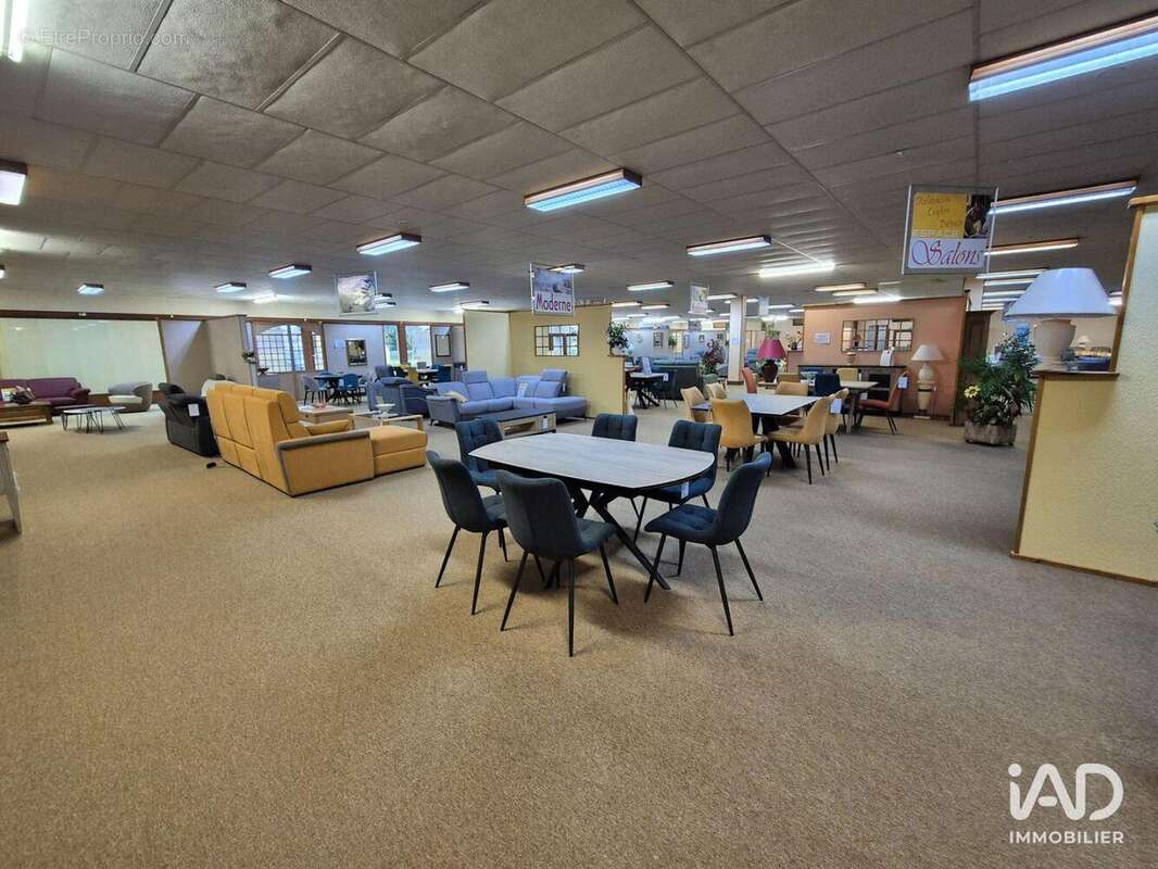 Photo 7 - Commerce à CHEF-BOUTONNE