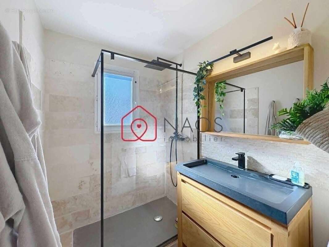 Maison 4 chambres avec jardin - photo 7