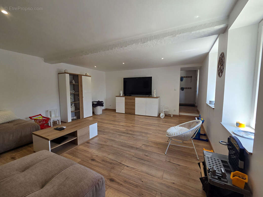 Maison Mornac 6 pièce(s) 180 m2 - photo 4