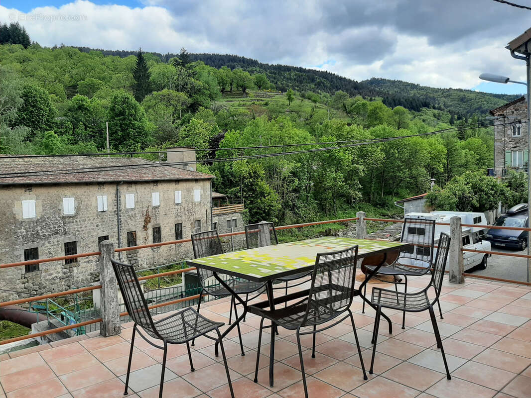 Maison à ALBON-D&#039;ARDECHE