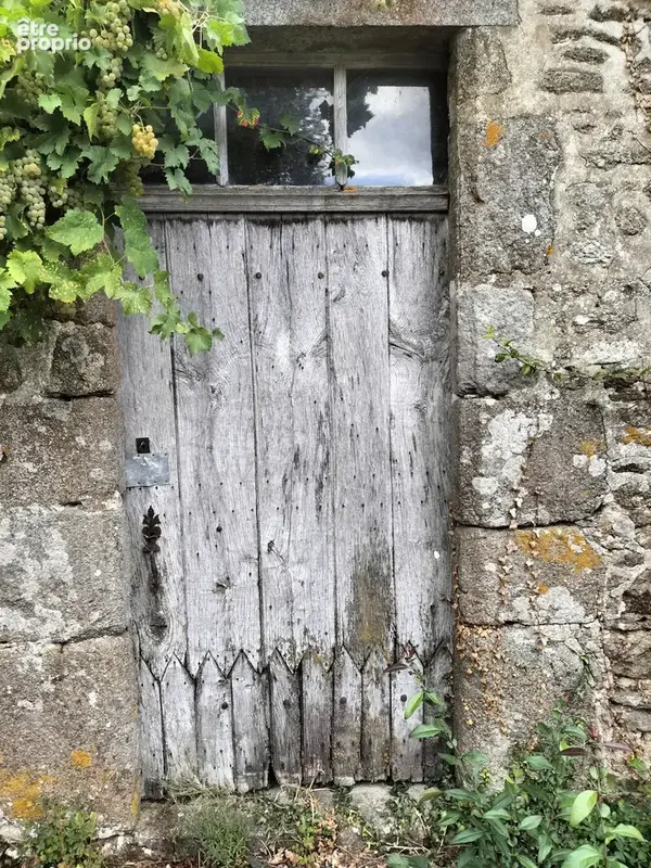 Commune de TRANS, en campagne, une maison en pierres à rénover intégralement. - photo 12