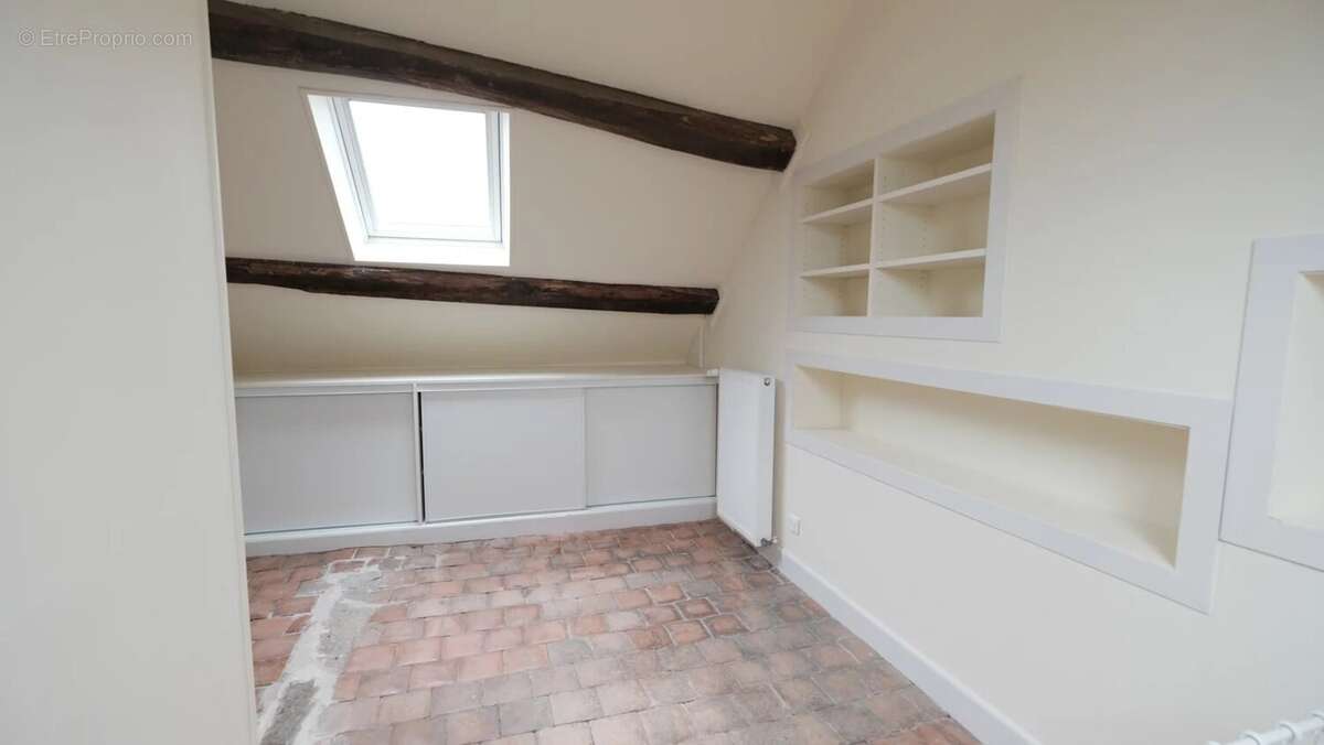 Maison à OUROUX-EN-MORVAN