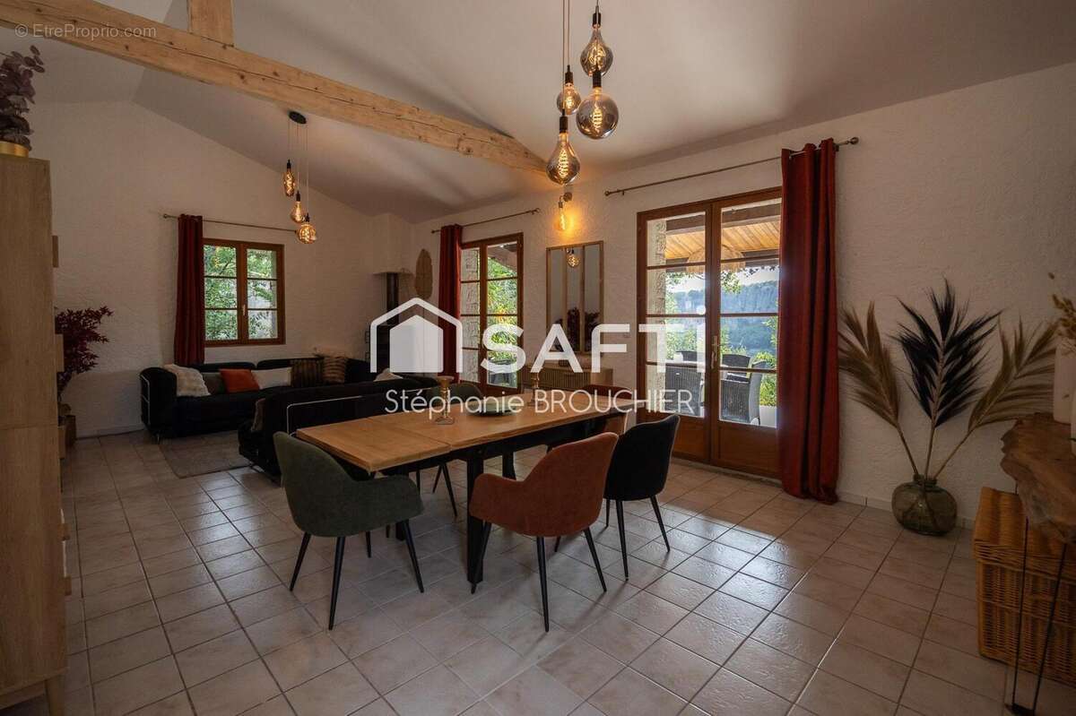 Maison 120 m² à Balazuc  - photo 7