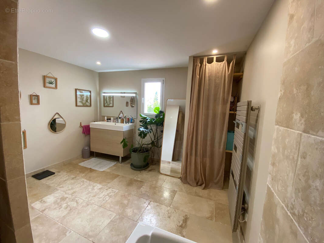 Maison à BEDARRIDES