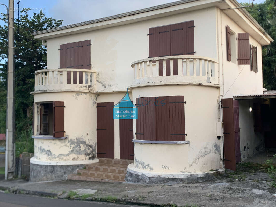 Maison à MACOUBA