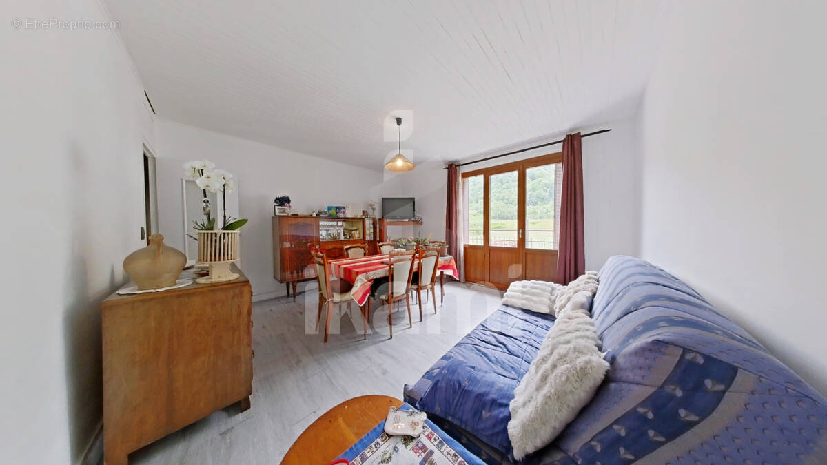 Appartement à AIGUEBLANCHE