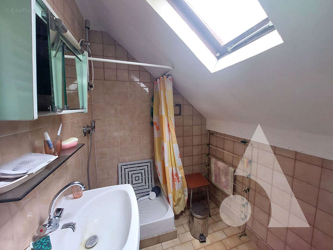 Maison en pierres 4 chambres avec garage et jardin - photo 7