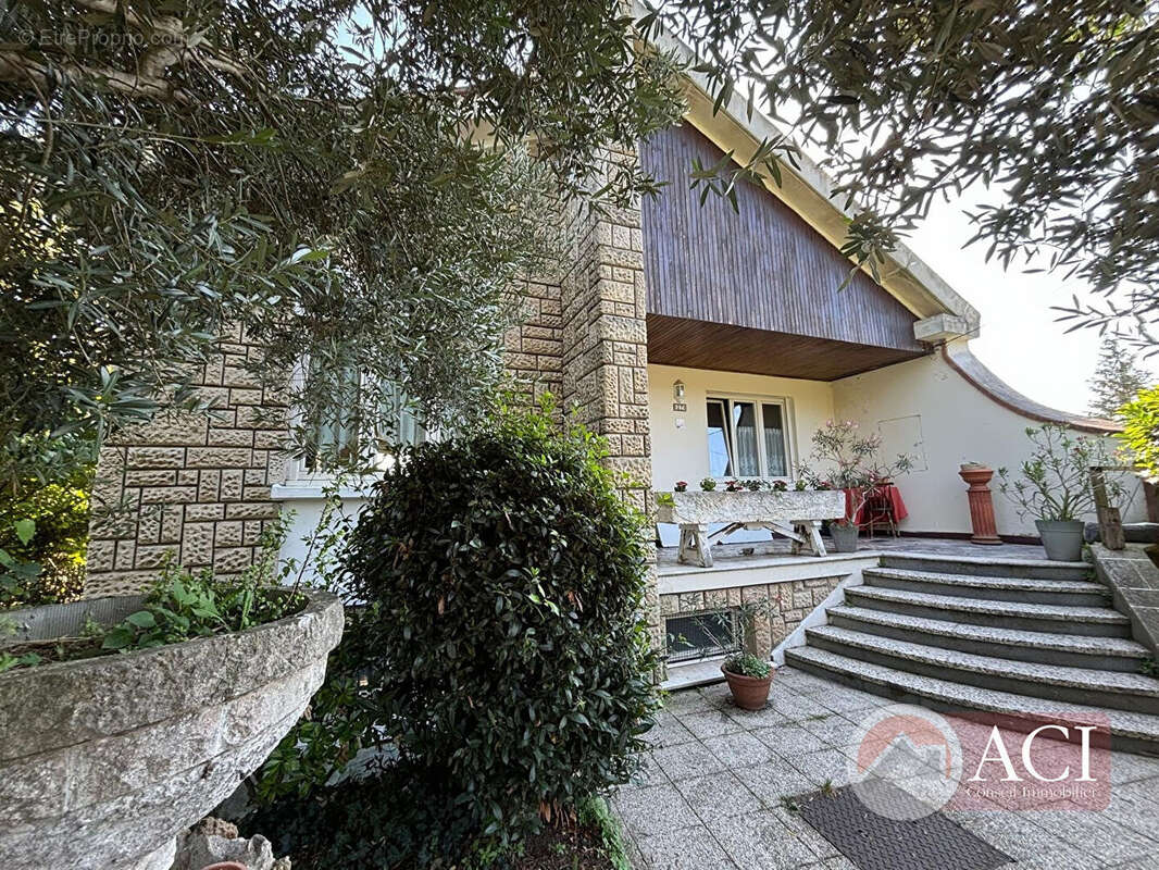 Maison à DEUIL-LA-BARRE