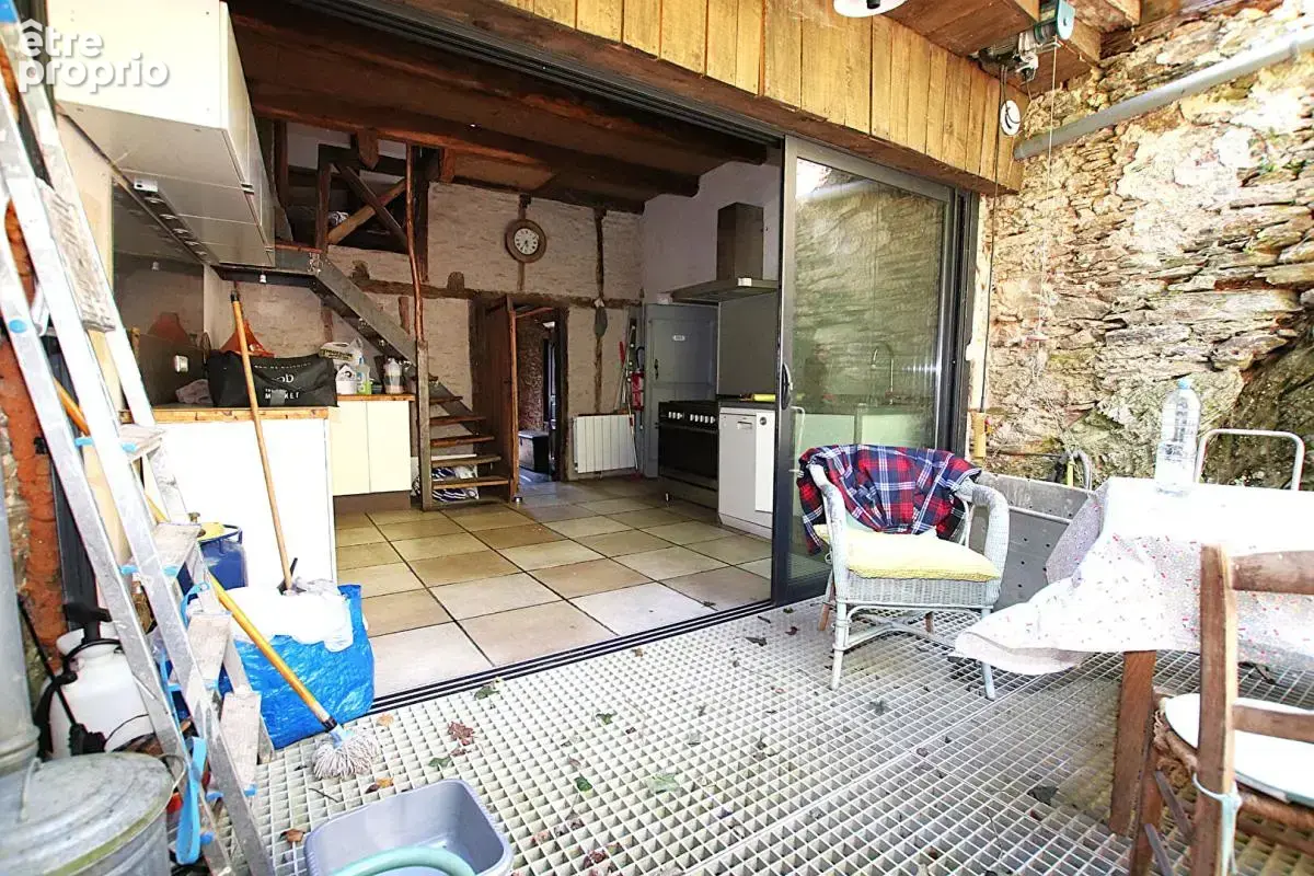 Maison de village avec vue exceptionnelle sur l'abbatiale de Conques - Gîte & fort potentiel commercial - photo 8