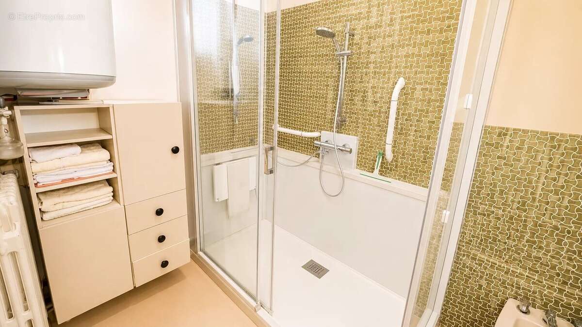  À VENDRE – Appartement Duplex de 103  m²  Château du Genêts à Gruchet-le-Valasse  - photo 12