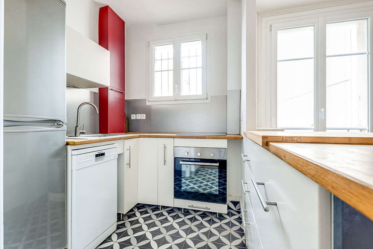 Appartement à PARIS-20E