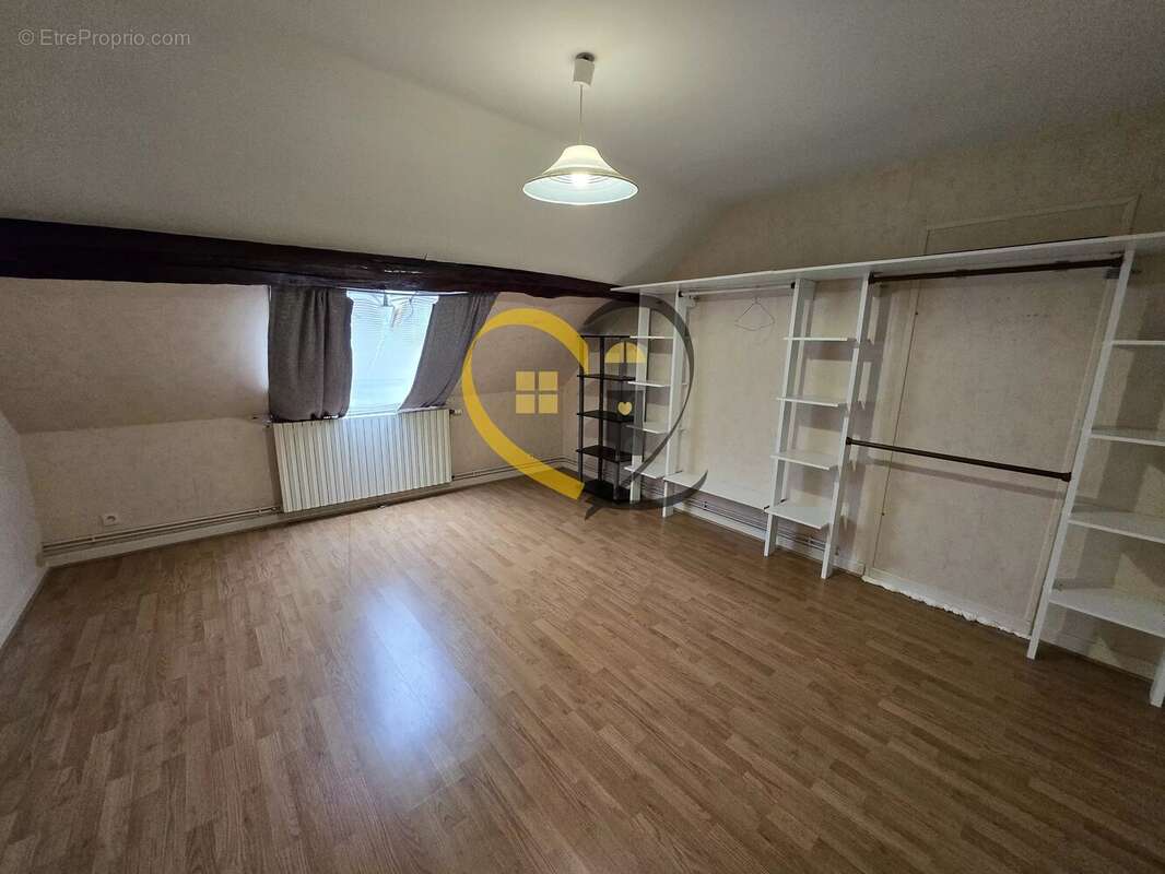 Maison à MENETOU-SALON