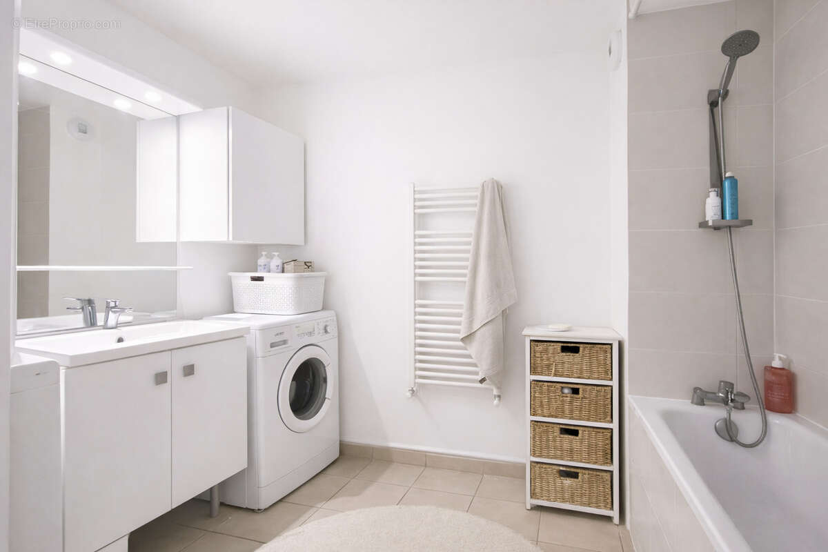 Appartement à OZOIR-LA-FERRIERE