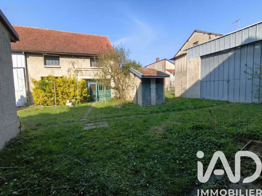 Photo 3 - Maison à ROMILLY-SUR-SEINE