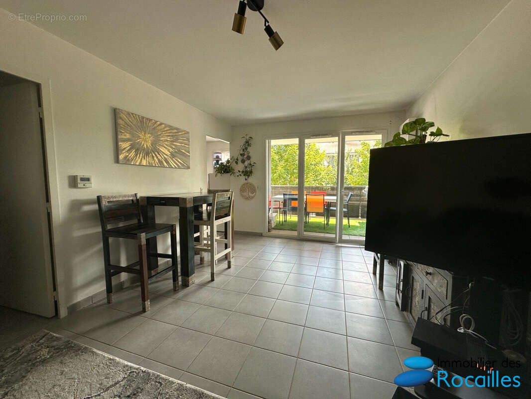 Appartement à REIGNIER