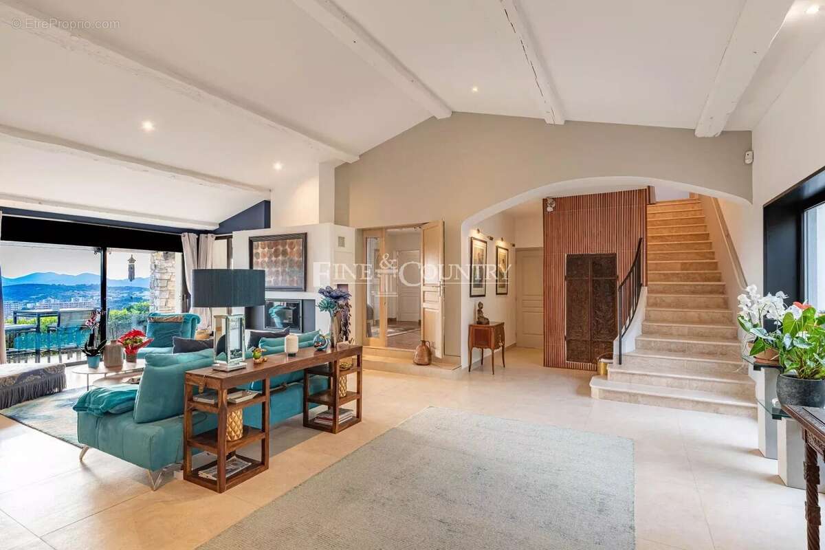 Maison à MOUGINS