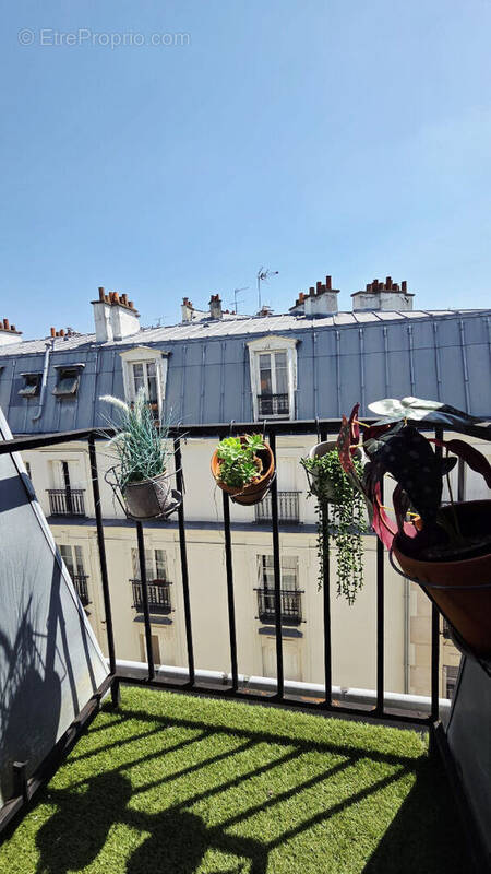 Appartement à PARIS-11E