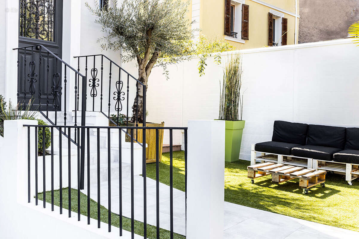 Maison à ASNIERES-SUR-SEINE