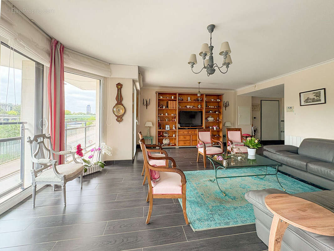 Appartement de prestige dans une résidence de standing - photo 2