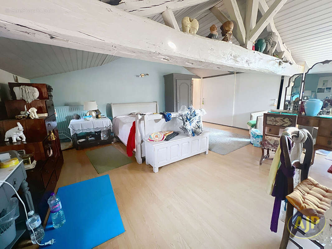 Maison à LE MAY-SUR-EVRE