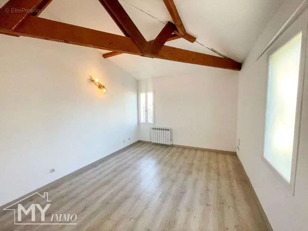 Villefranche de lonchat : maison de ville louée - photo 7