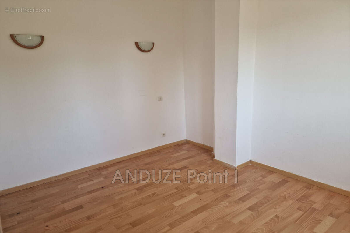 Maison à SAINT-CHRISTOL-LES-ALES