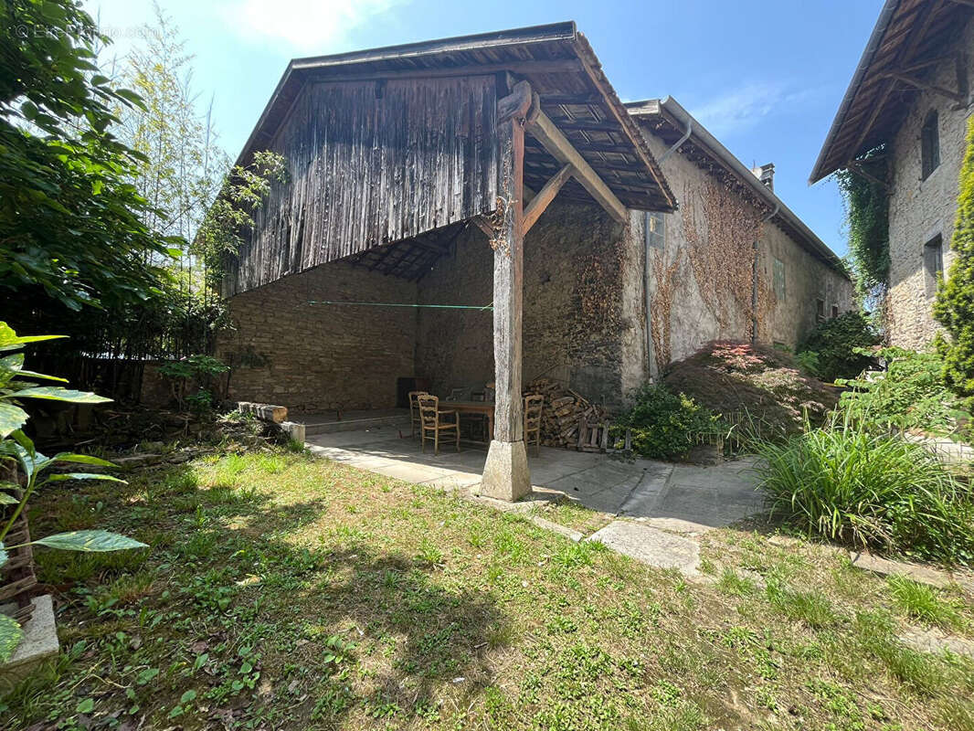 Maison à VERTRIEU
