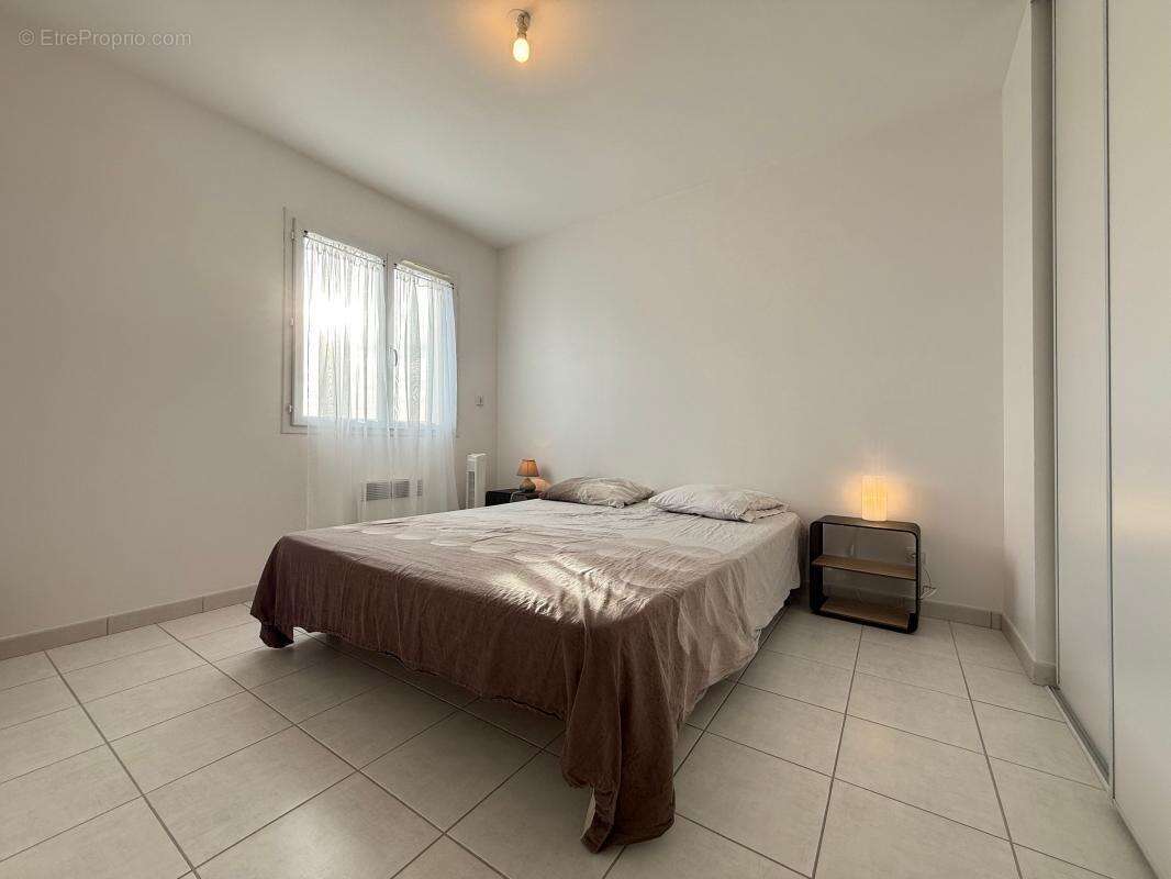 Maison à VAUX-SUR-MER