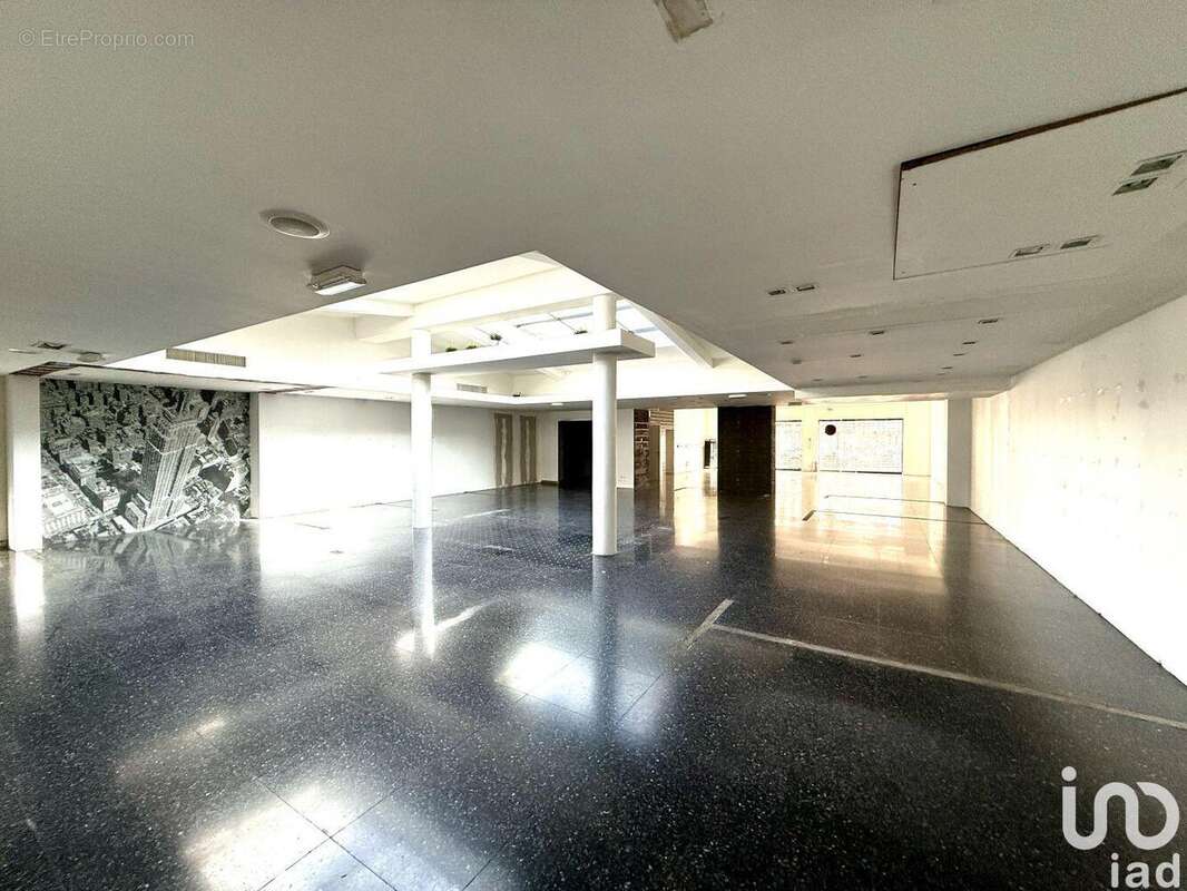 Photo 4 - Commerce à SAINT-TROPEZ