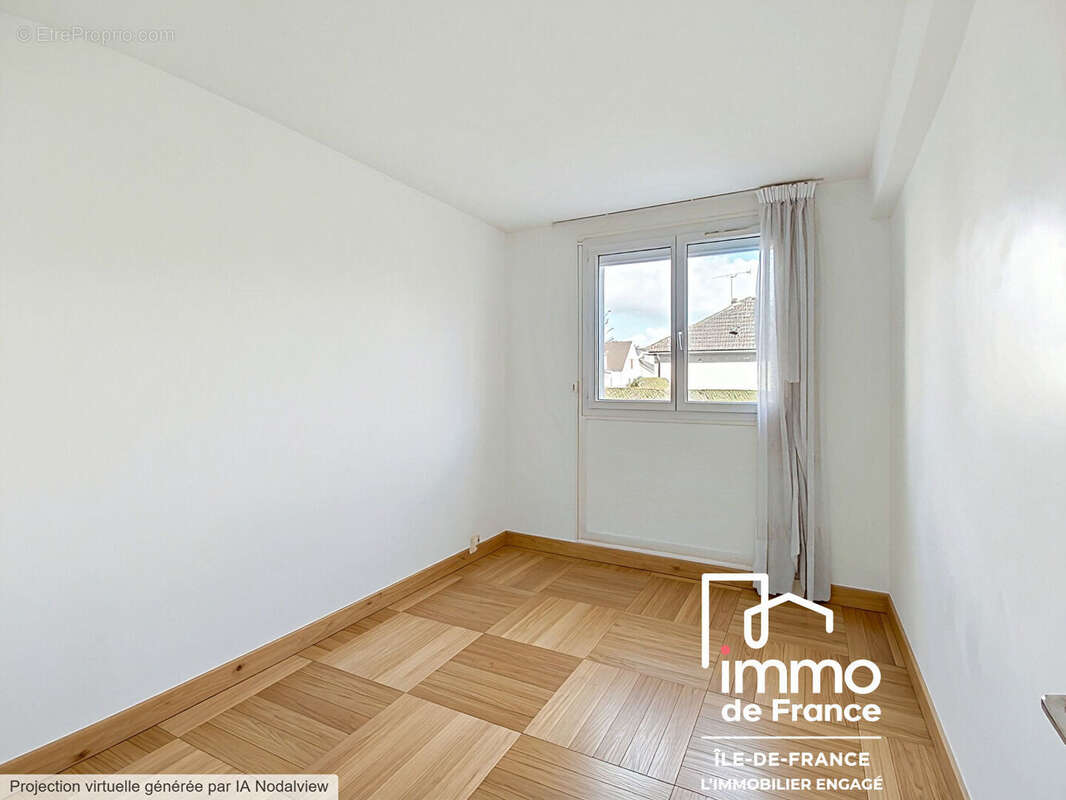 Appartement à MAINVILLIERS