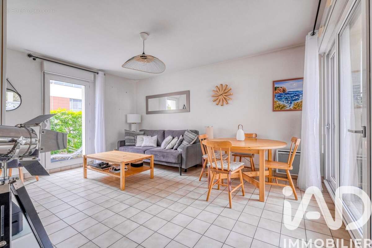 Photo 2 - Appartement à LIVRY-GARGAN