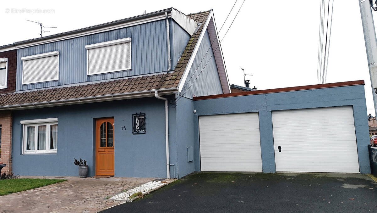 Maison à MONTIGNY-EN-GOHELLE